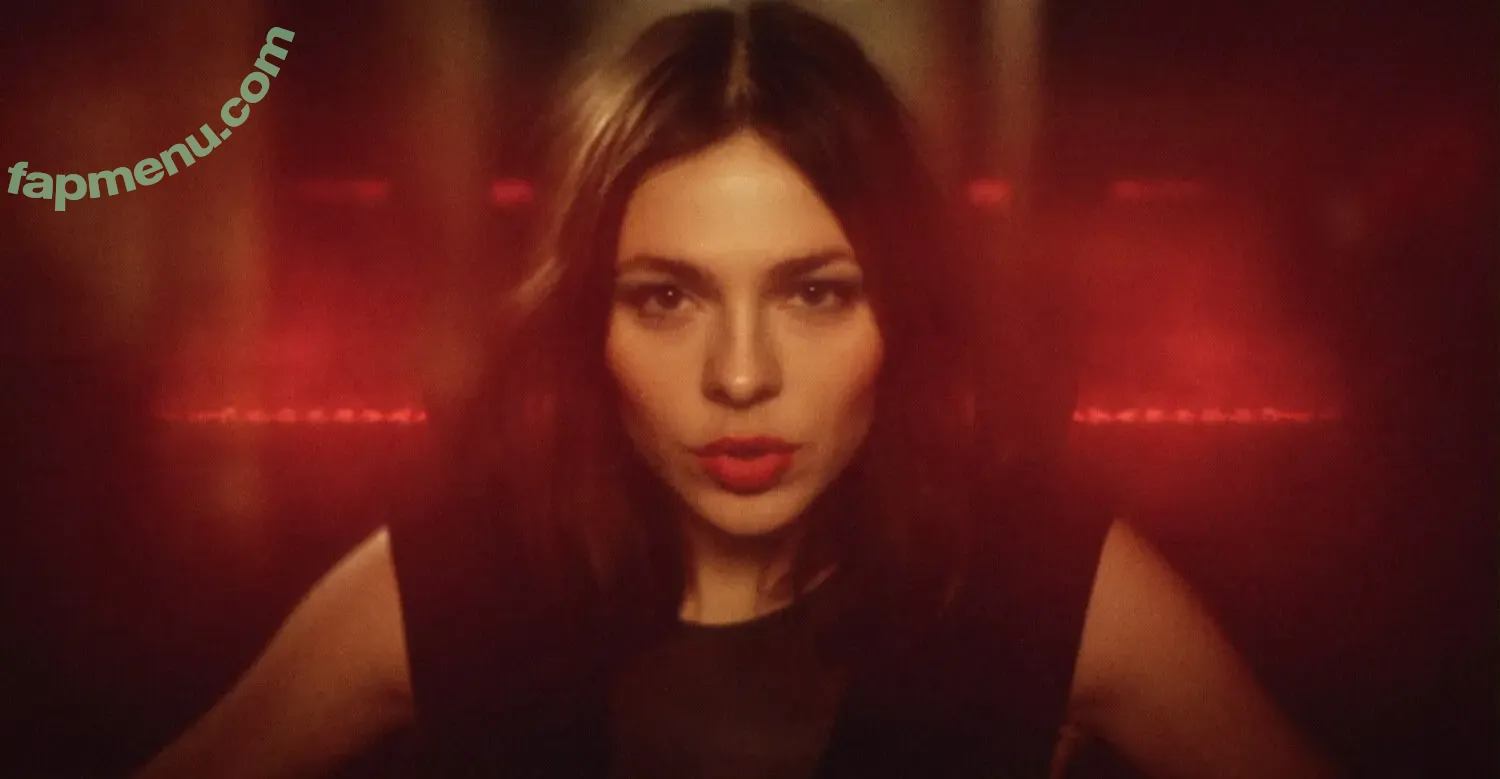 Nina Kraviz nude photo #0143 (ninakraviz)