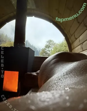 Nina Laitiala / nina.laitiala / ninainsauna nude photo #0050