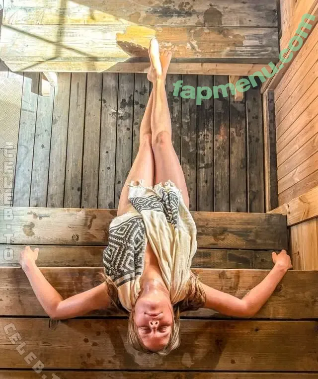 Nina Laitiala nude photo #0045 (nina.laitiala / ninainsauna)