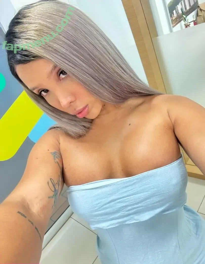 ninagomezts nude photo #0171 (ninagomez1303)