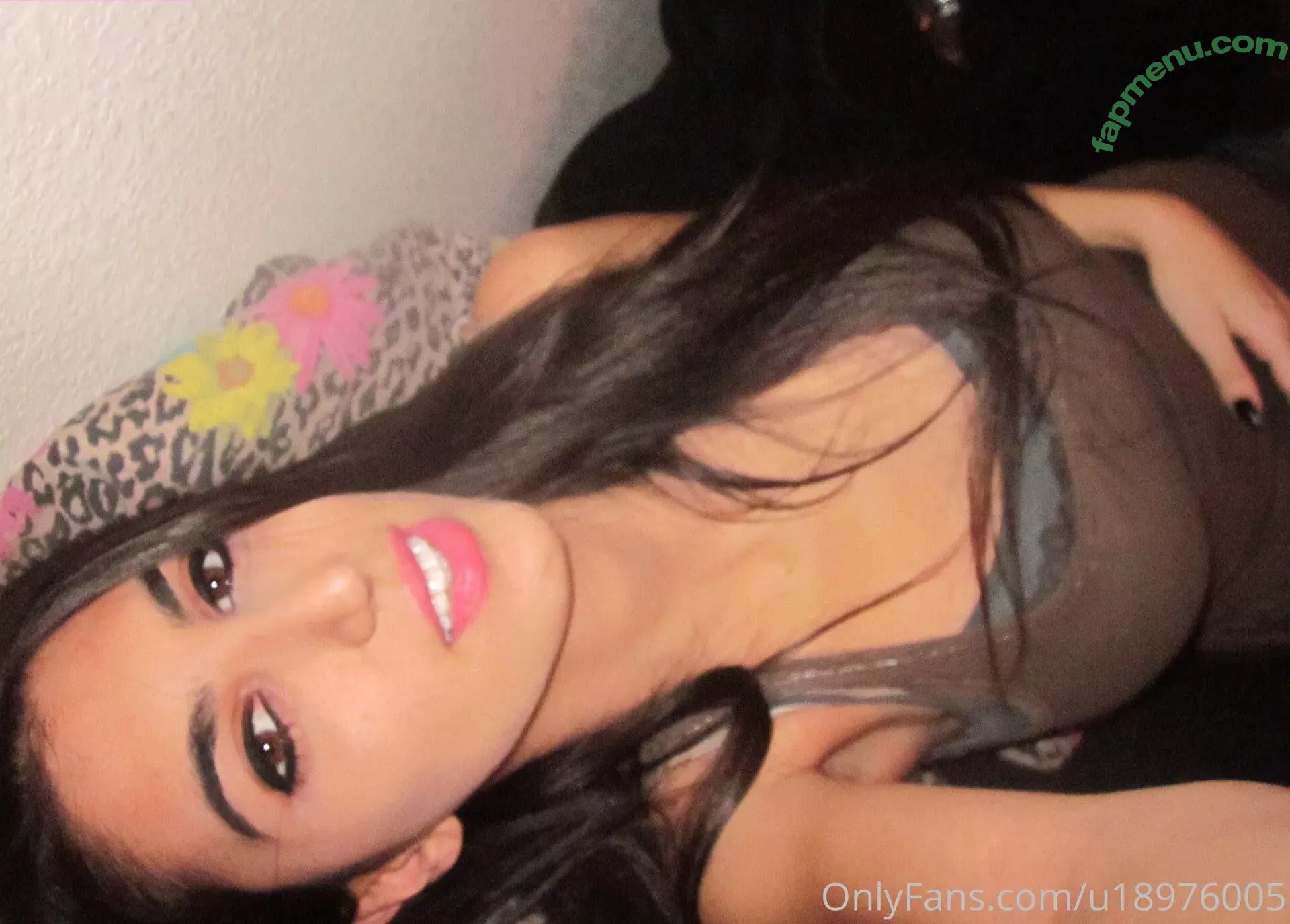 ninakhalifa nude photo #0040 (nina.khalifa_)