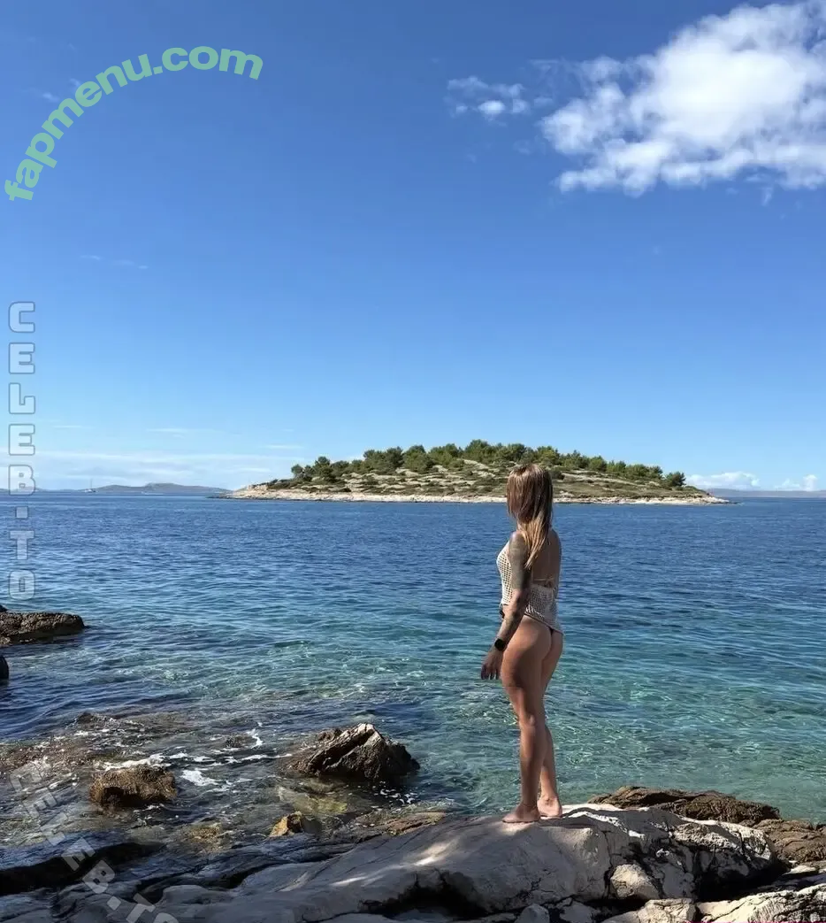 Ninavanmay nude photo #0016 (Ninavanmay)