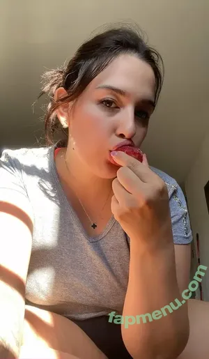 ninavelvetfree / lifewithninavelic nude photo #0037