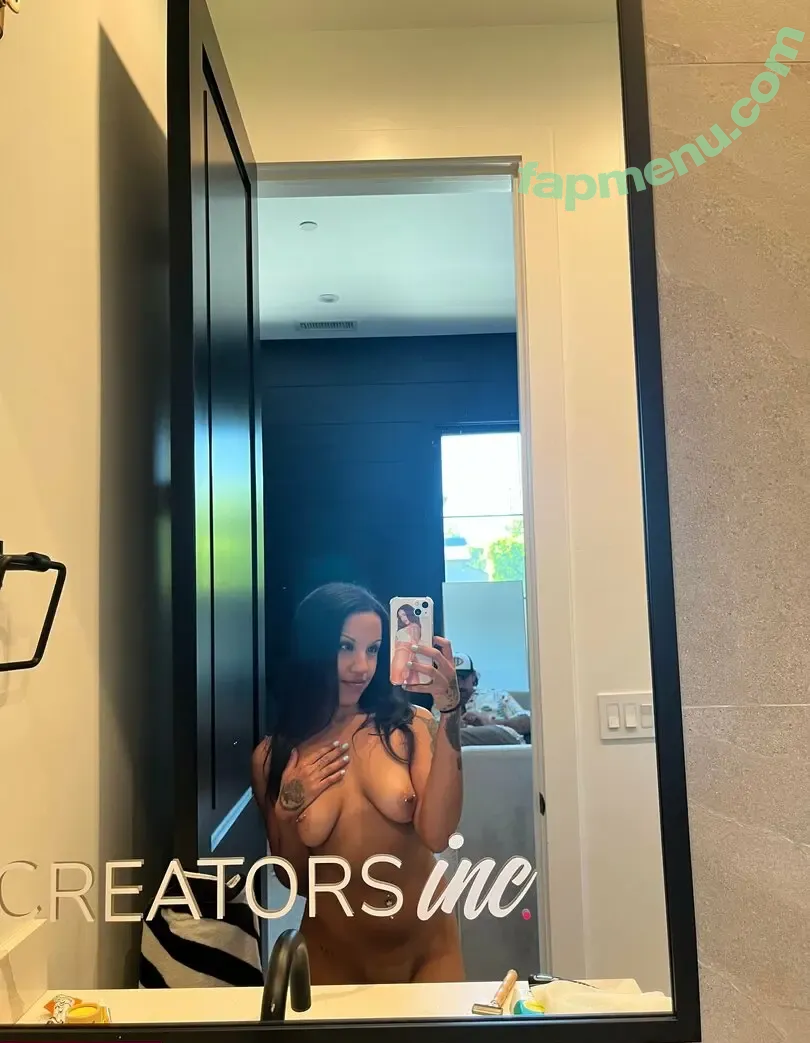 ninawhitexxx nude photo #0050 (ninasworldxoxo)