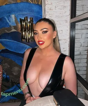 ninawoolleyx / Nina Woolley / ninawoolley nude photo #0001