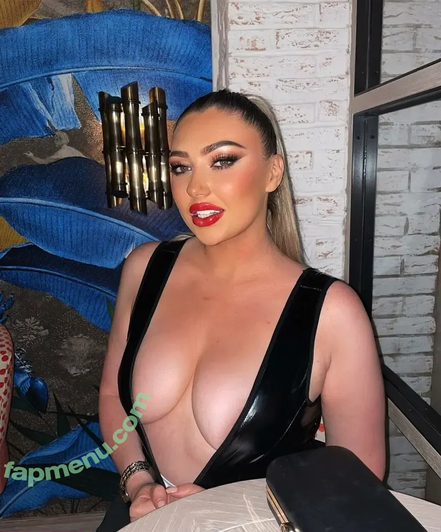 ninawoolleyx nude photo #0001 (Nina Woolley / ninawoolley)