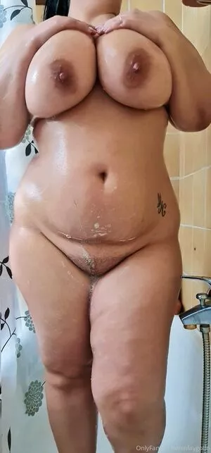 ninfaygolfo / ninfa_cresta_golfo nude photo #0025