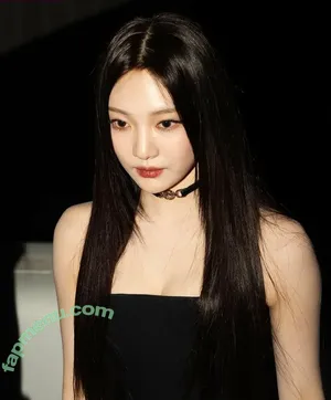 Ningning (æspa / aespa / imnotningning / littlechopper nude photo #0525