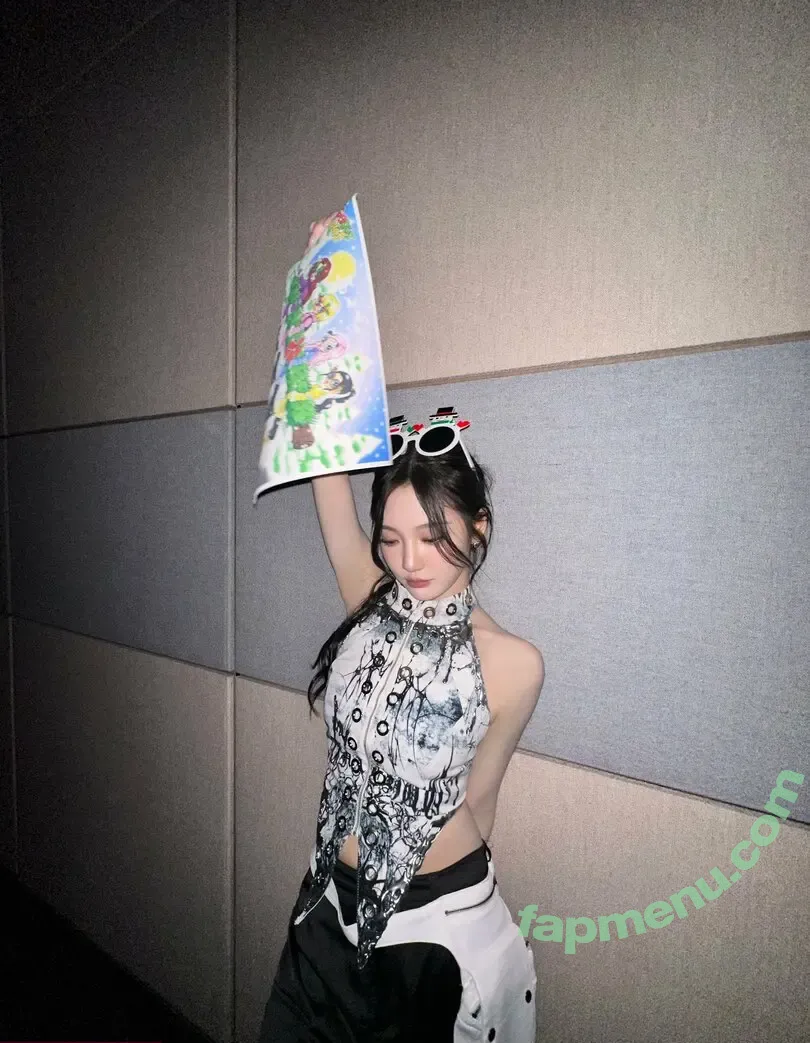 Ningning (æspa nude photo #0277 (aespa / imnotningning / littlechopper)