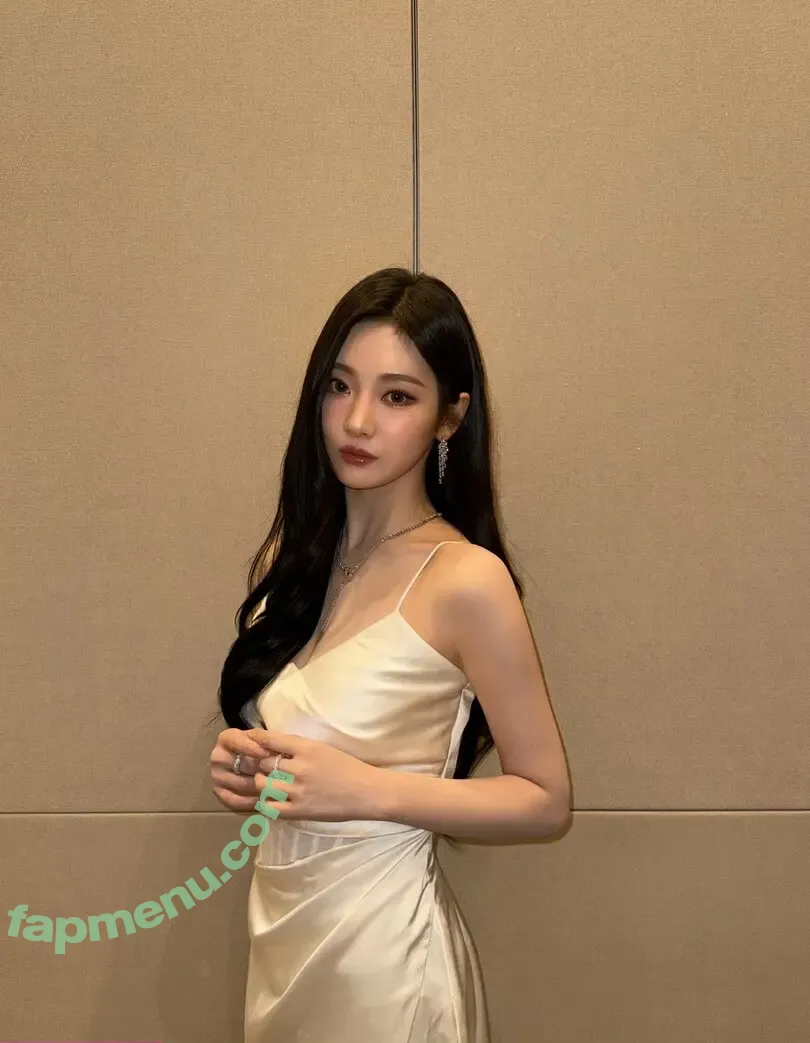 Ningning (æspa nude photo #0287 (aespa / imnotningning / littlechopper)