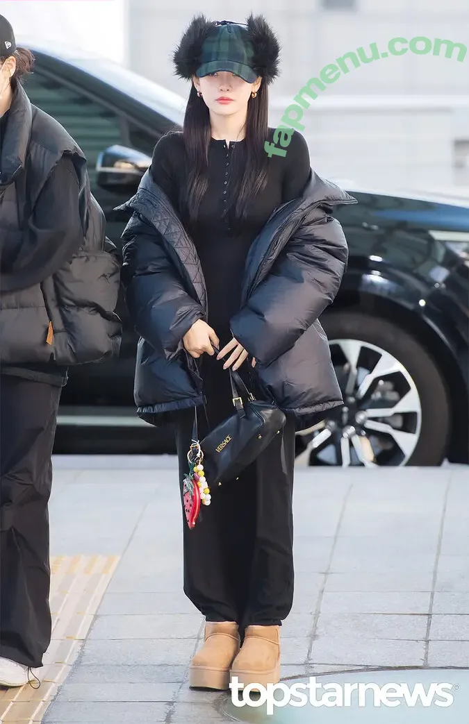 Ningning (æspa nude photo #0289 (aespa / imnotningning / littlechopper)