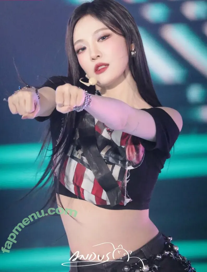 Ningning (æspa nude photo #0325 (aespa / imnotningning / littlechopper)