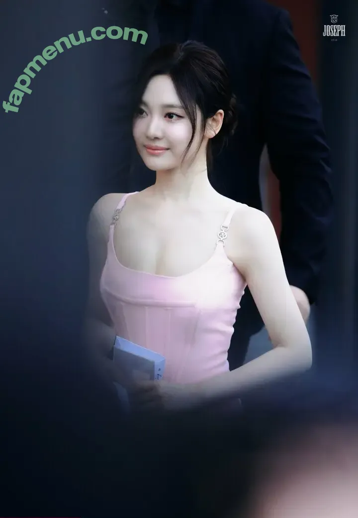 Ningning (æspa nude photo #0489 (aespa / imnotningning / littlechopper)