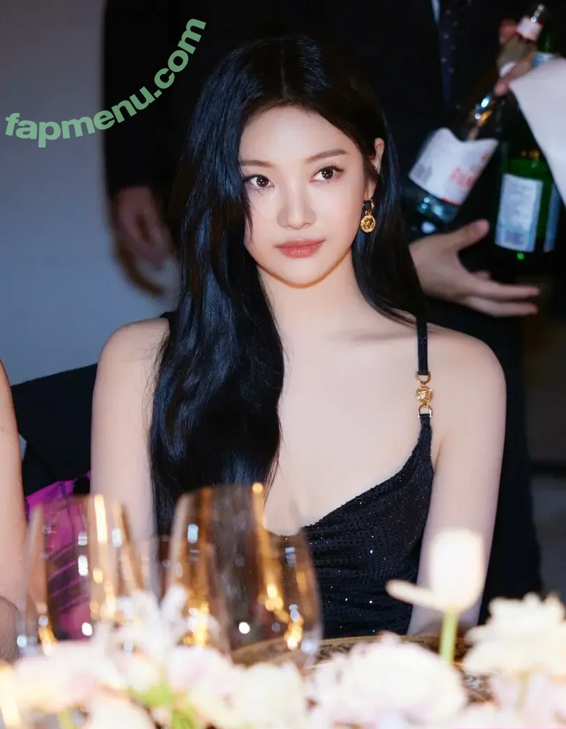 Ningning (æspa nude photo #0513 (aespa / imnotningning / littlechopper)