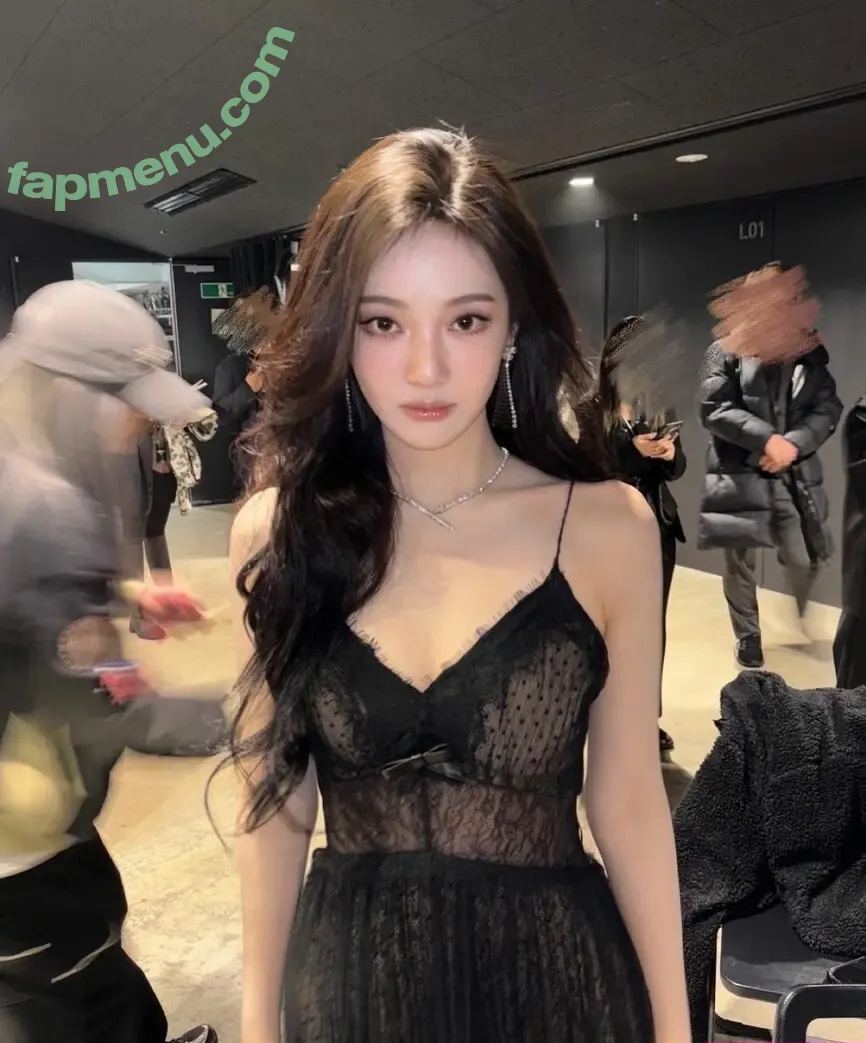 Ningning (æspa nude photo #0688 (aespa / imnotningning / littlechopper)