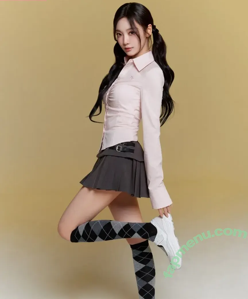 Ningning (æspa nude photo #0910 (aespa / imnotningning / littlechopper)