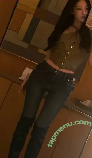 Ningning (æspa / aespa / imnotningning / littlechopper nude photo #1532