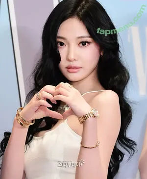 Ningning (æspa / aespa / imnotningning / littlechopper nude photo #1621