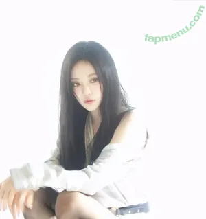 Ningning (æspa / aespa / imnotningning / littlechopper nude photo #1735