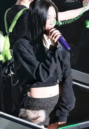 Ningning (æspa / aespa / imnotningning / littlechopper nude photo #1785