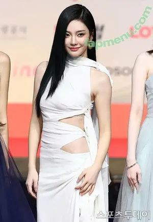 Ningning (æspa / aespa / imnotningning / littlechopper nude photo #1943