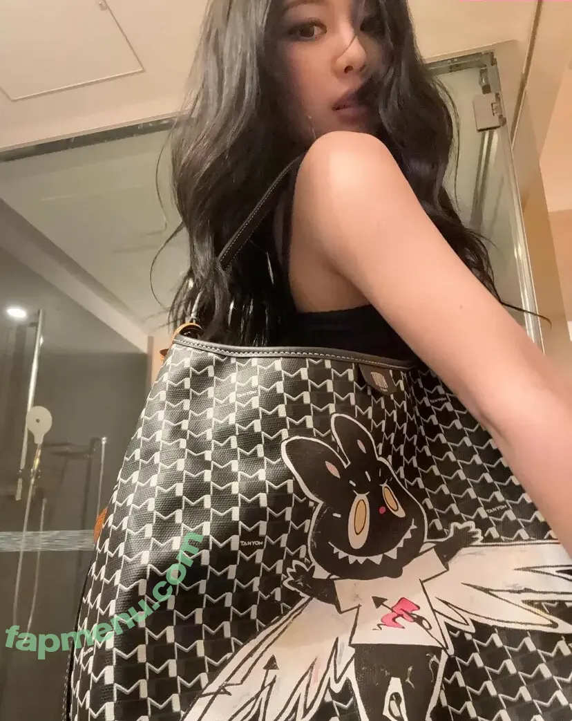 Ningning (æspa nude photo #1581 (aespa / imnotningning / littlechopper)