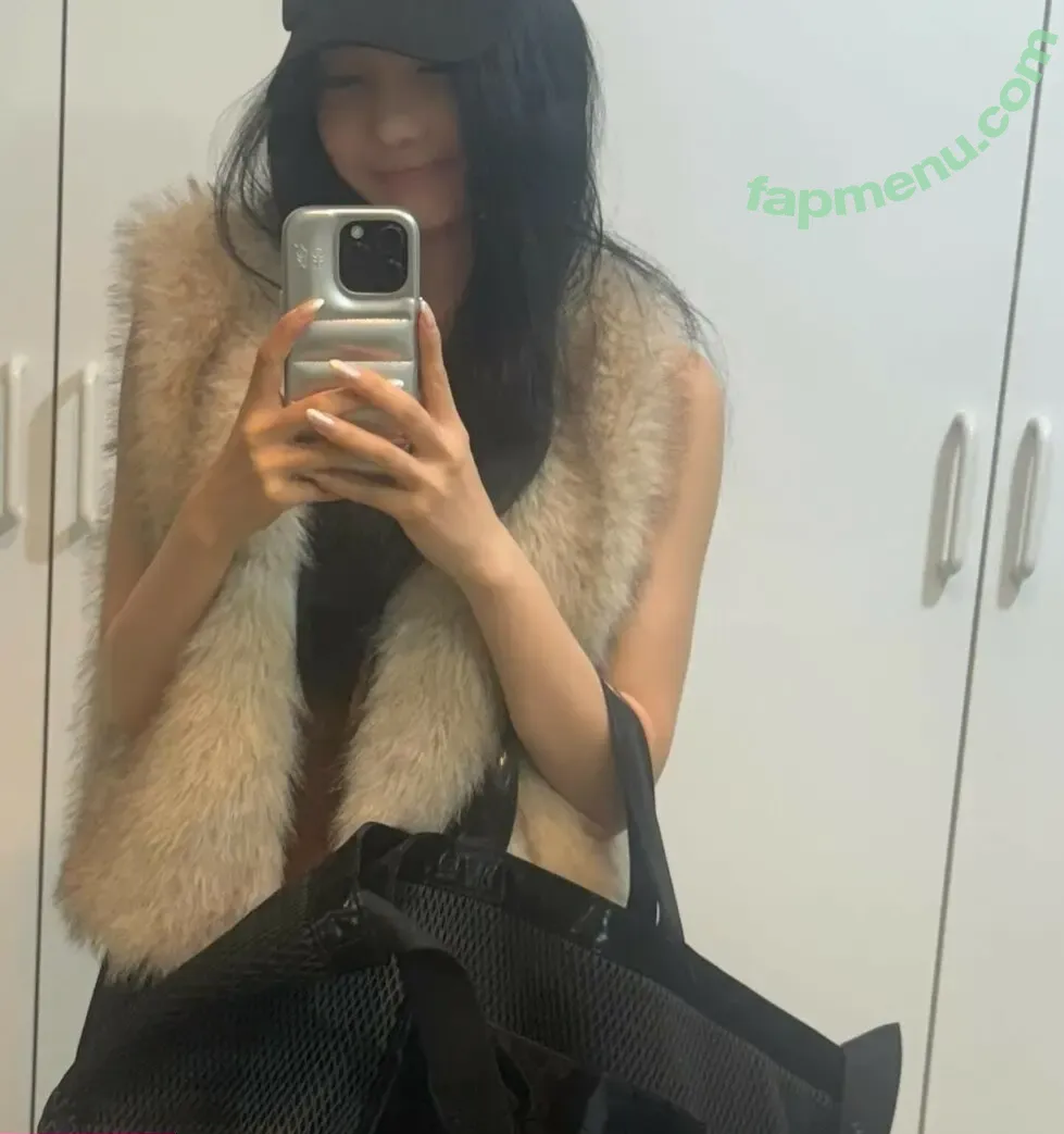 Ningning (æspa nude photo #1733 (aespa / imnotningning / littlechopper)