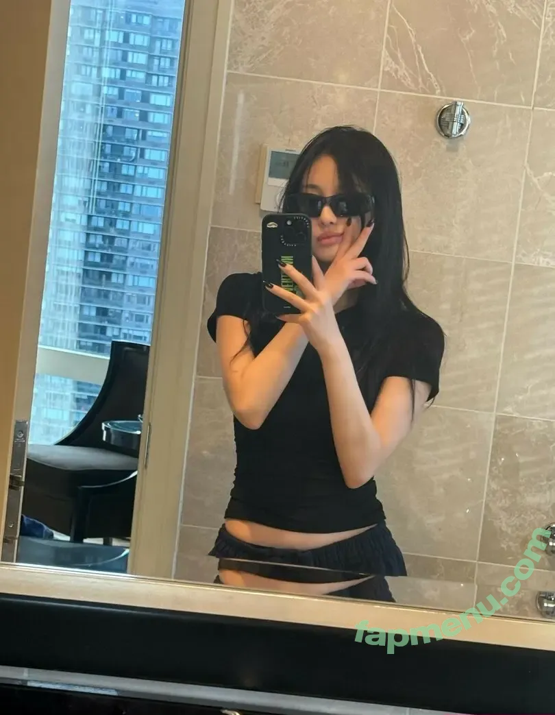 Ningning (æspa nude photo #1977 (aespa / imnotningning / littlechopper)