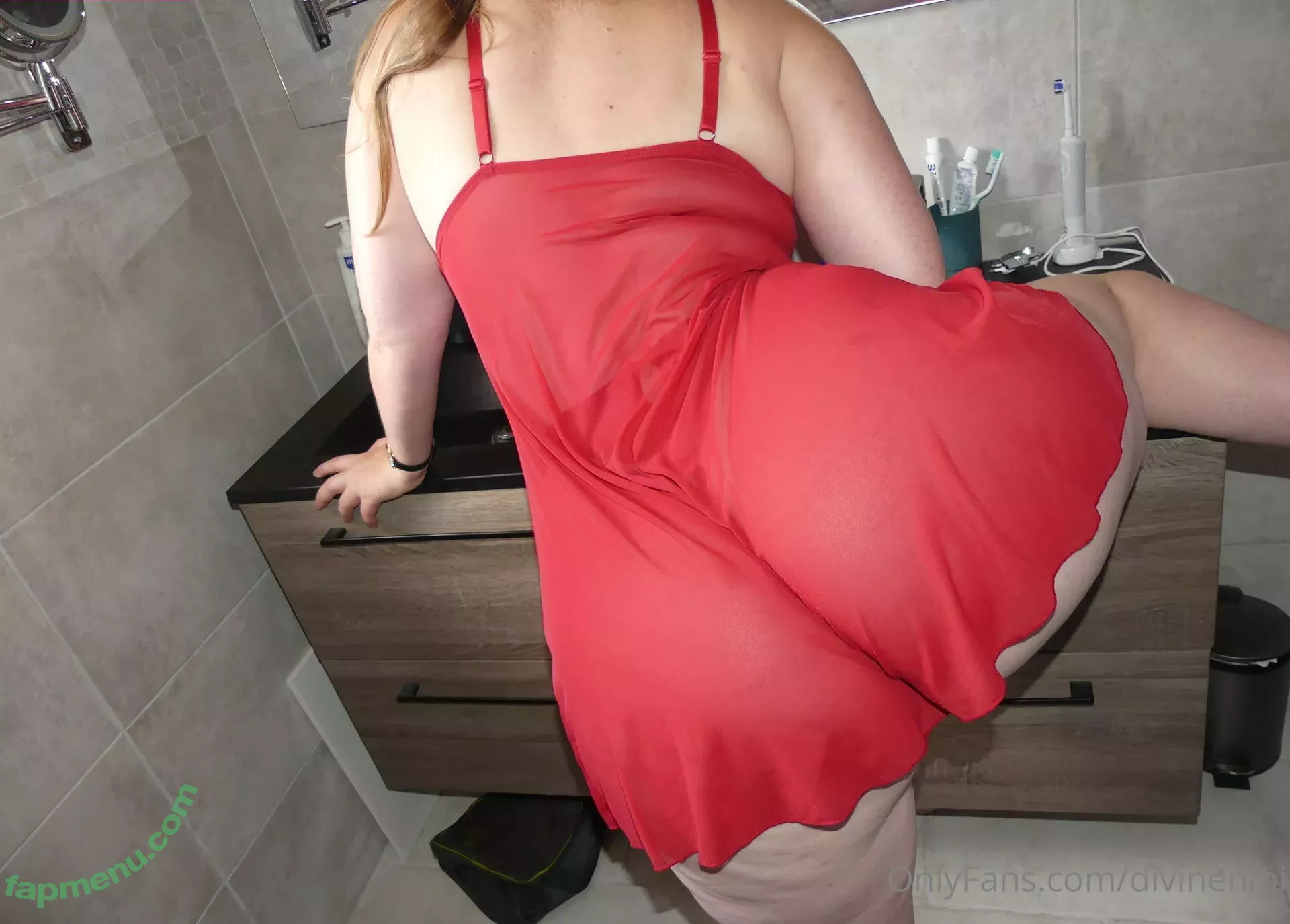 Nini_Divine nude photo #0218 (Divinenini / nina.divine)