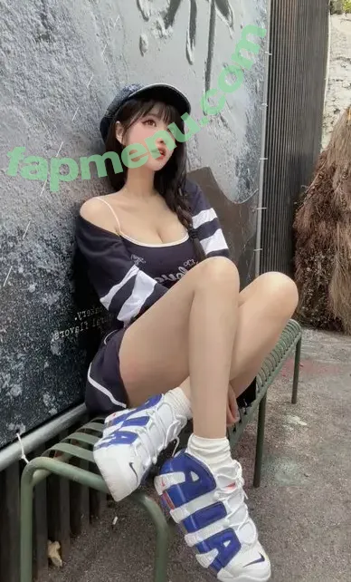 NinimlgbReal nude photo #0017 (Yours_apple)