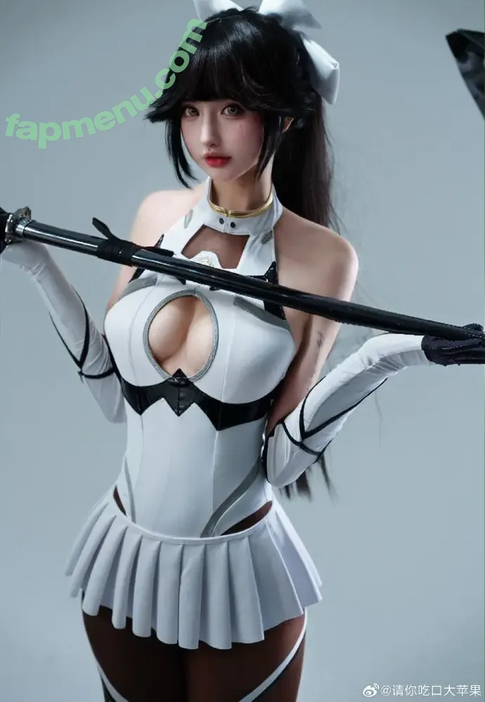 NinimlgbReal nude photo #0033 (Yours_apple)