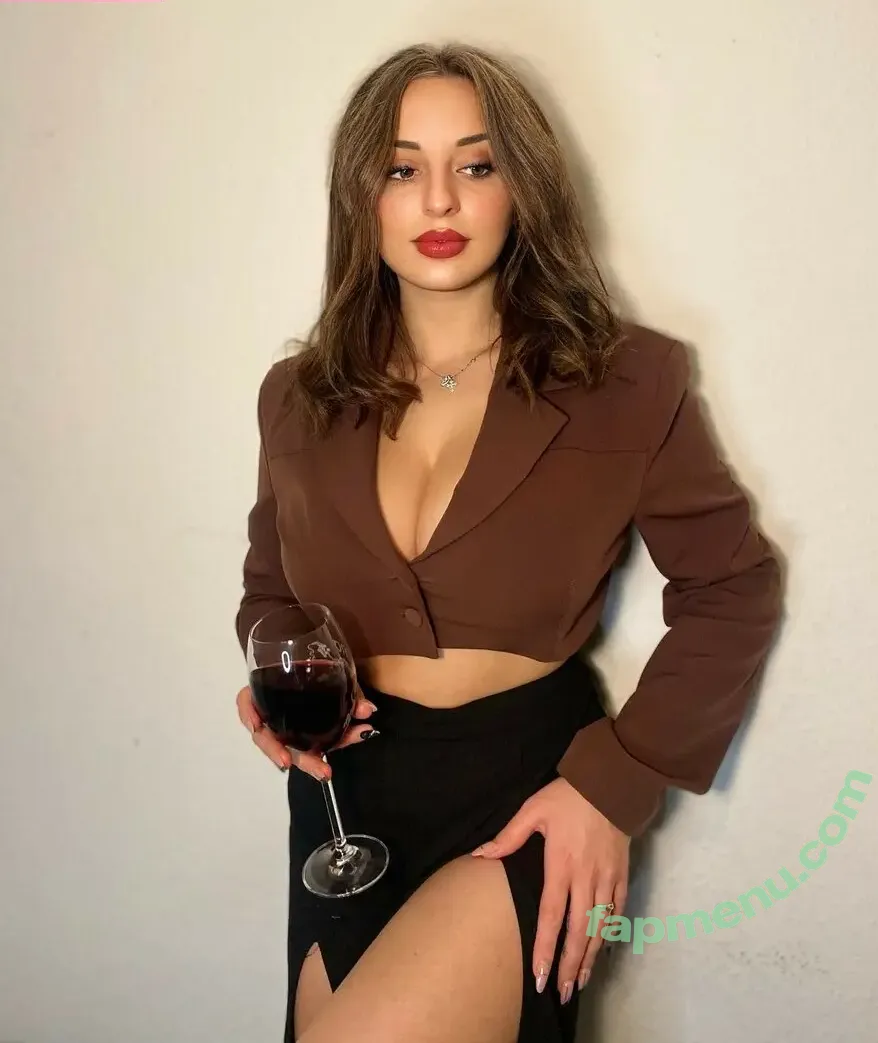 Nino Kikacheishvili nude photo #0097 (ninas_welt25)