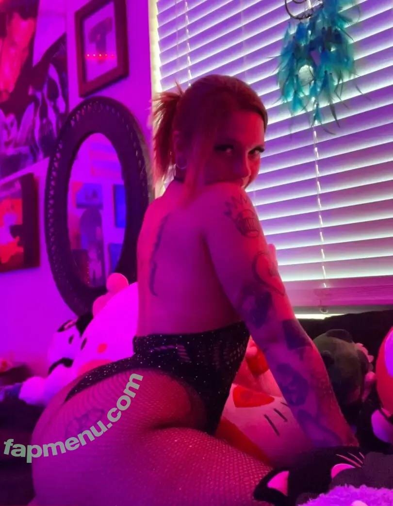 nipcurl nude photo #0019 (ripcurl)