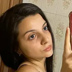nipqueenolivia / oliviarodrigo nude photo #0005