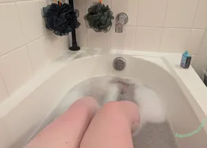 nipscribs / nipcurls nude photo #0027