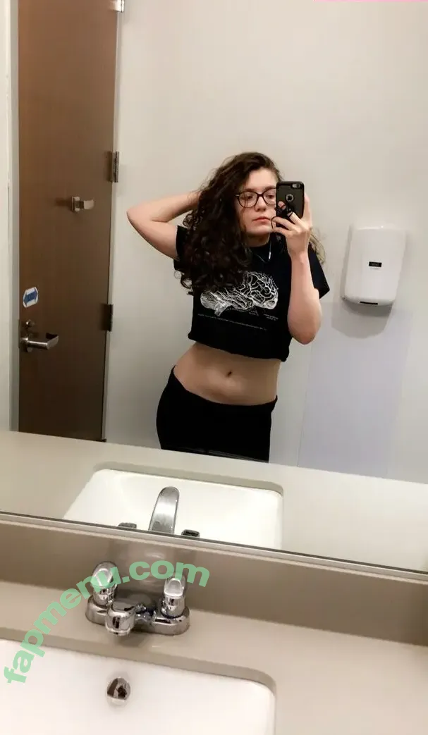 nirvanicataxia nude photo #0025 (_nirvannaa)