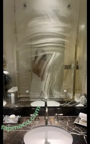 Nishathenerd nude photo #0054