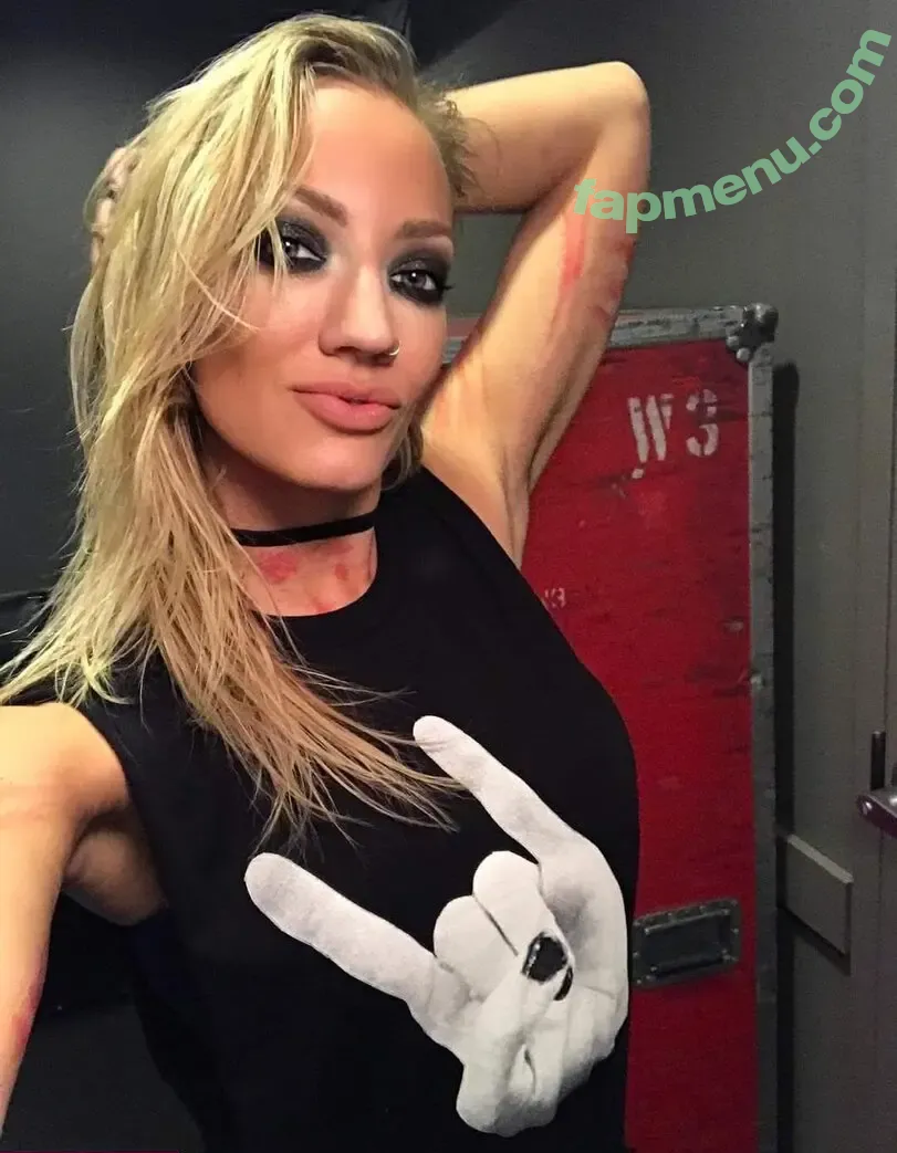 Nita Strauss nude photo #0037 (hurricanenita)