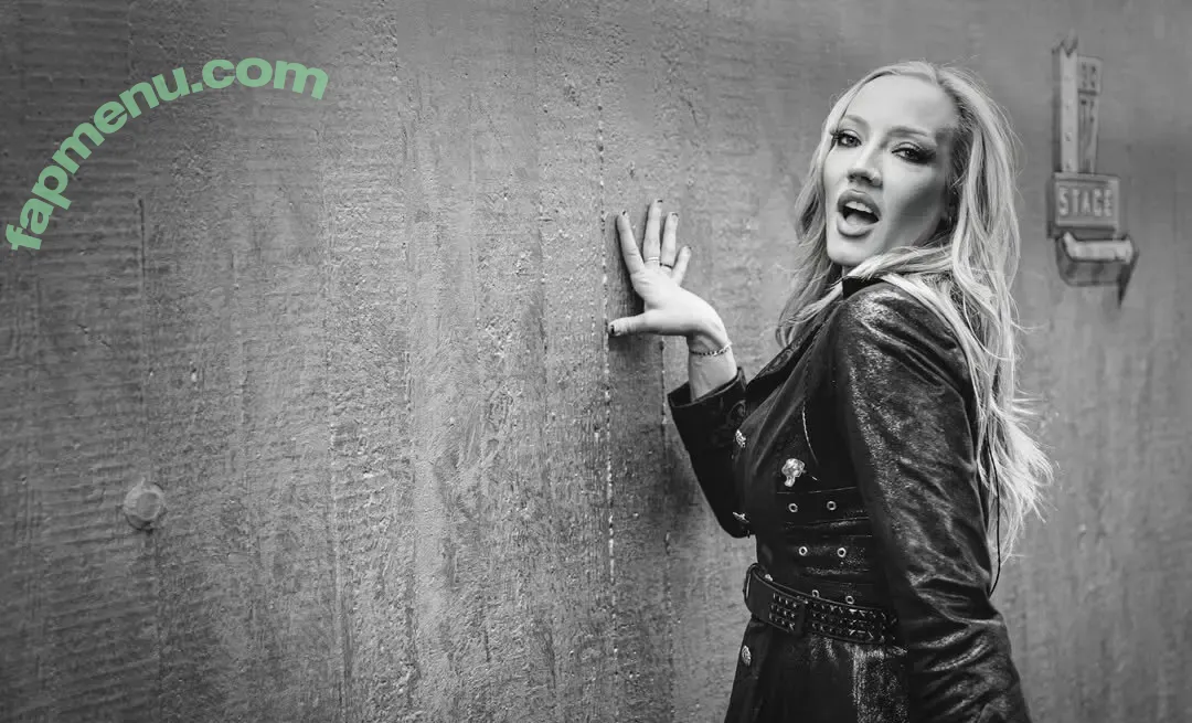 Nita Strauss nude photo #0056 (hurricanenita)
