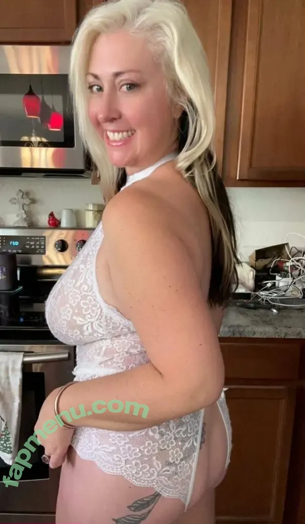 nitatv nude photo #0104 (loveme_nita)