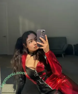 Nivibtw nude photo #0006