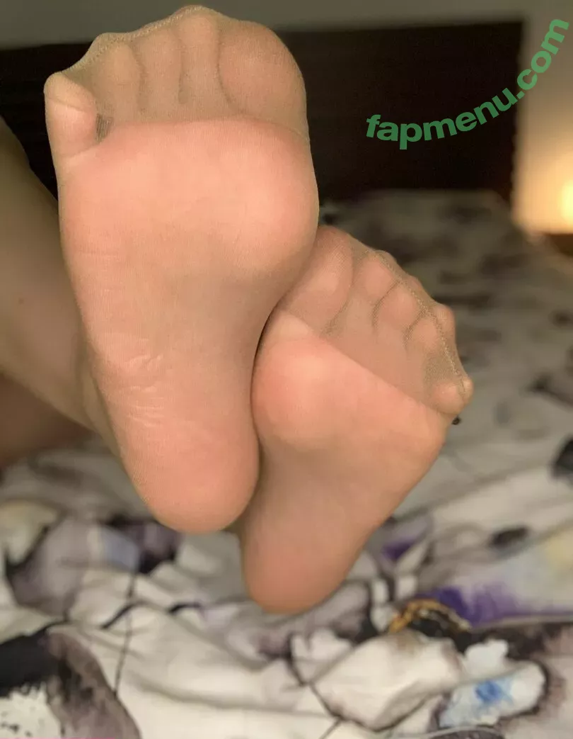 nixie_feetsie nude photo #0004 (nixie_feetsie)