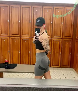 Nixonell / Tegan Nox / nixonnewell nude photo #0002