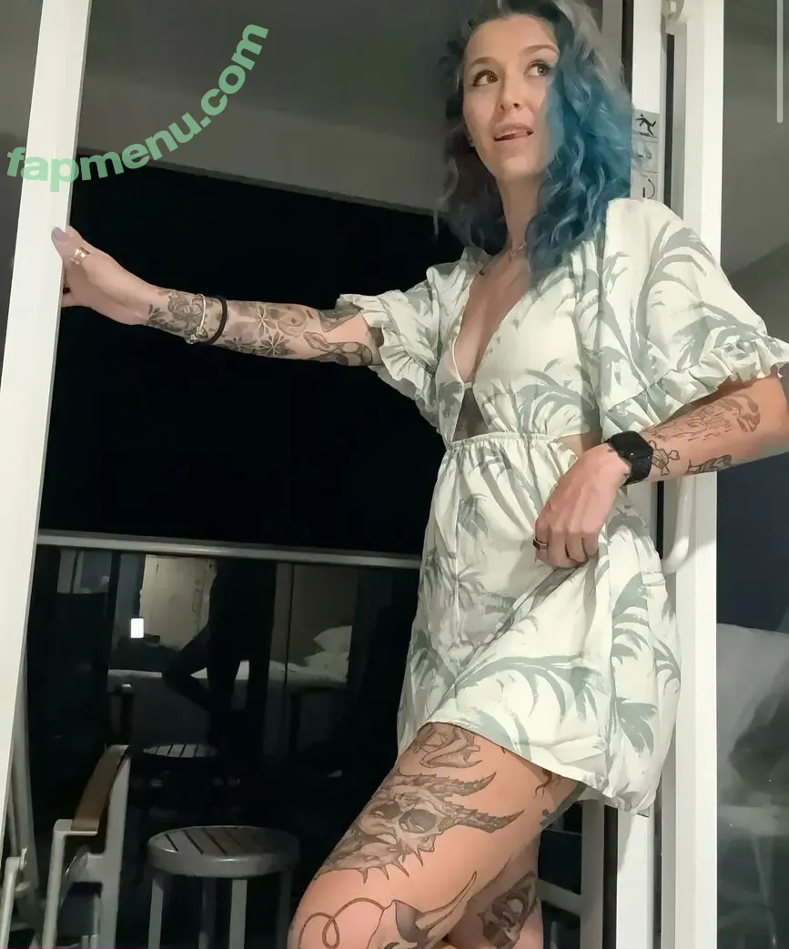 Nixonell nude photo #0001 (Tegan Nox / nixonnewell)