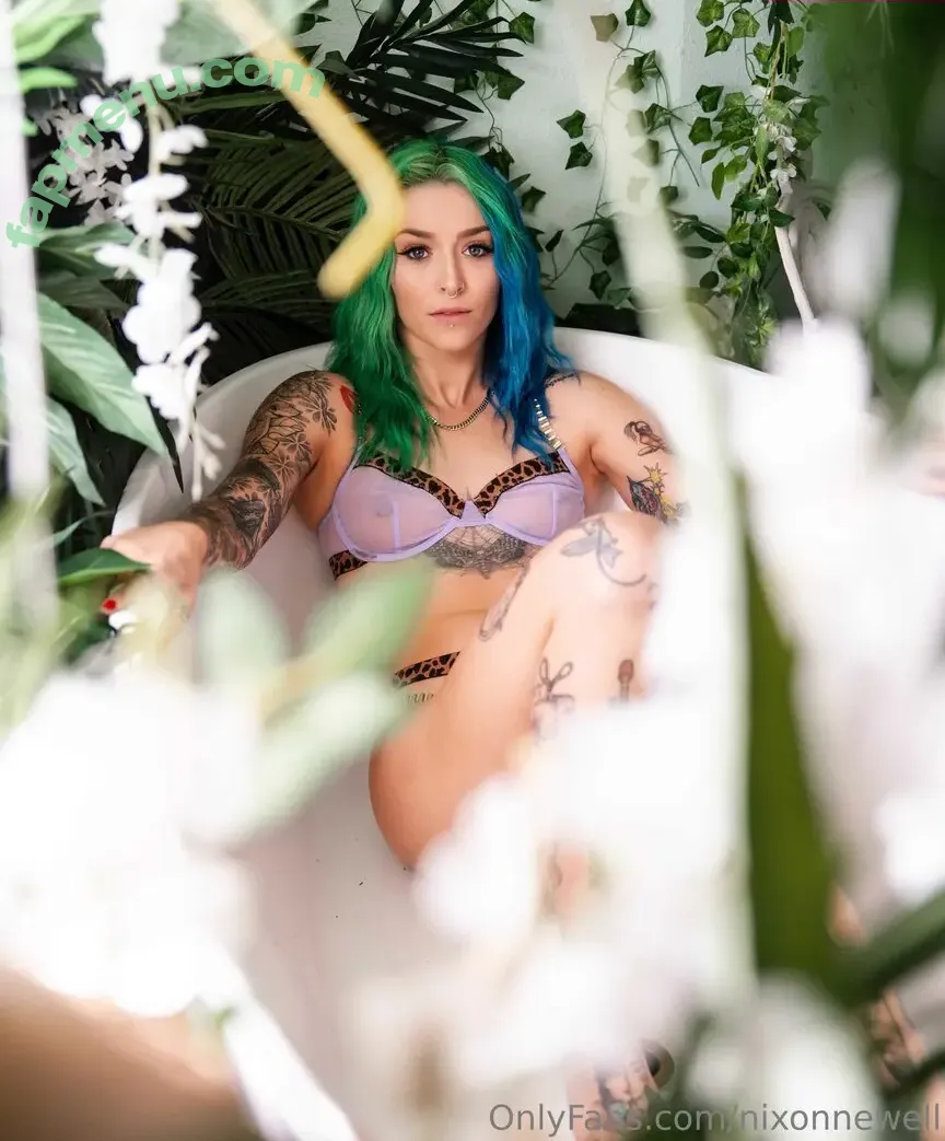 Nixonell nude photo #0102 (Tegan Nox / nixonnewell)