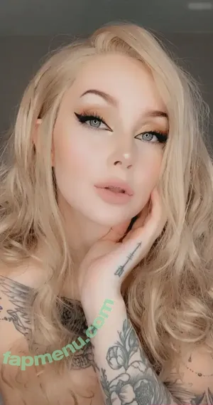 Nixy / eviloldsovl 🦇 / evilsovl / nicole / nixylandofficial nude photo #0325