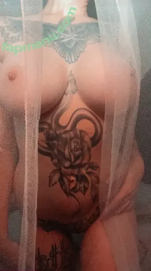 Nixy / eviloldsovl 🦇 / evilsovl / nicole / nixylandofficial nude photo #1257