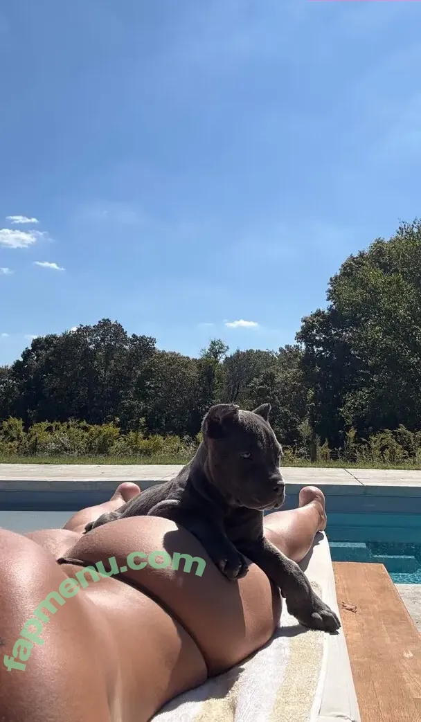 Niykee Heaton nude photo #0011 (niykeeheaton)