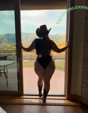 nlhfit / Nicole Herring nude photo #0201