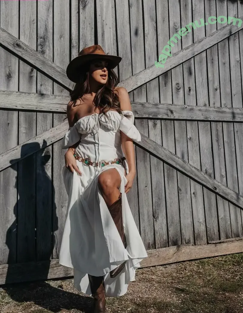 nnapples nude photo #0237 (Natalie Rose / nnapples_)